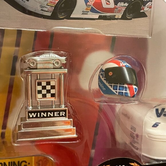 Mark Martin Superstars Of Racing Nascar Figure Set 1997 Card Figure Car Stand - Picture 9 of 10